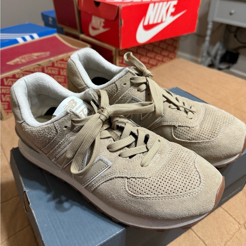 Men’s New Balance 574’s